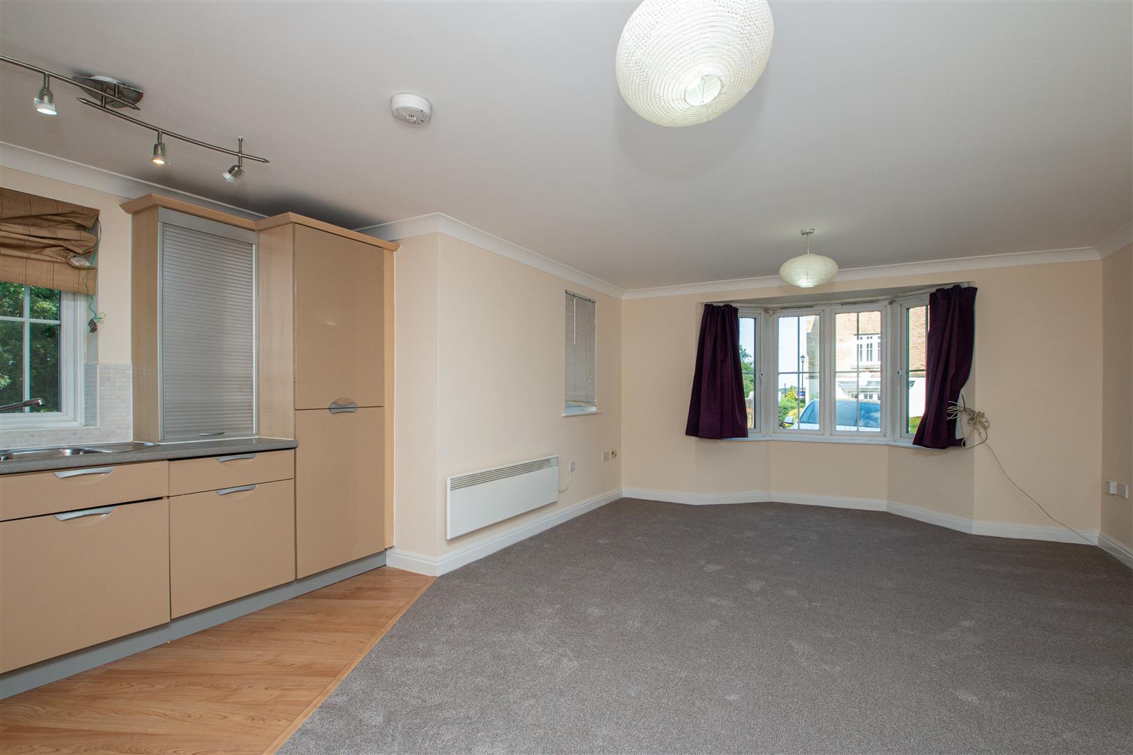 1 bed property in Tenby Grove, Milton Keynes